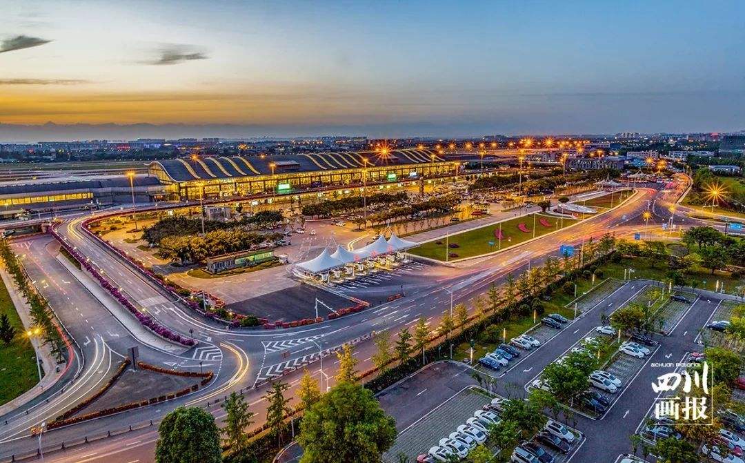 [成都招聘]機(jī)場(chǎng)安檢、票務(wù)、值機(jī)、VIP接待（航空公司、機(jī)場(chǎng)地勤）